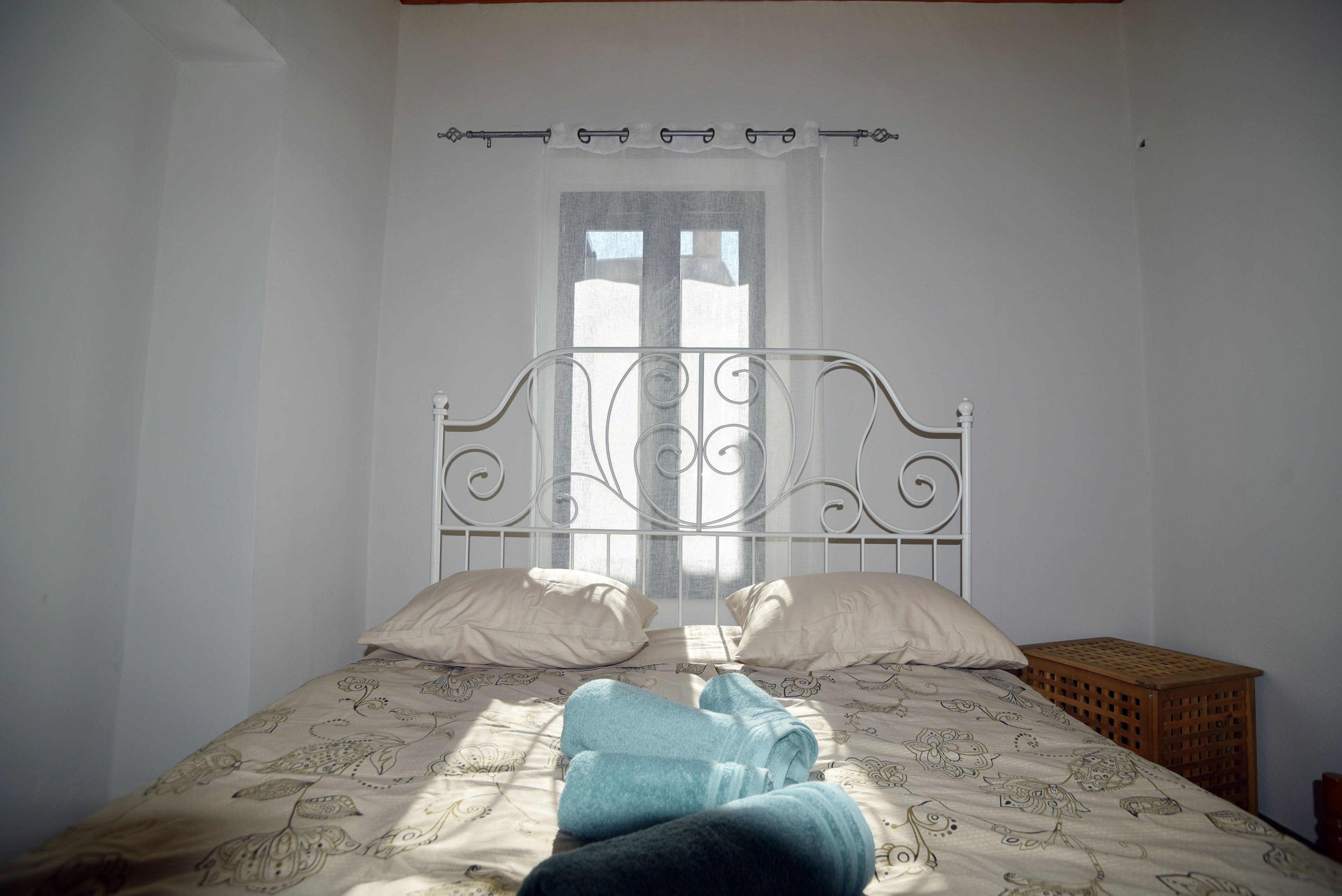 3 chambres, fer et planche à repasser, accès Internet, draps fournis