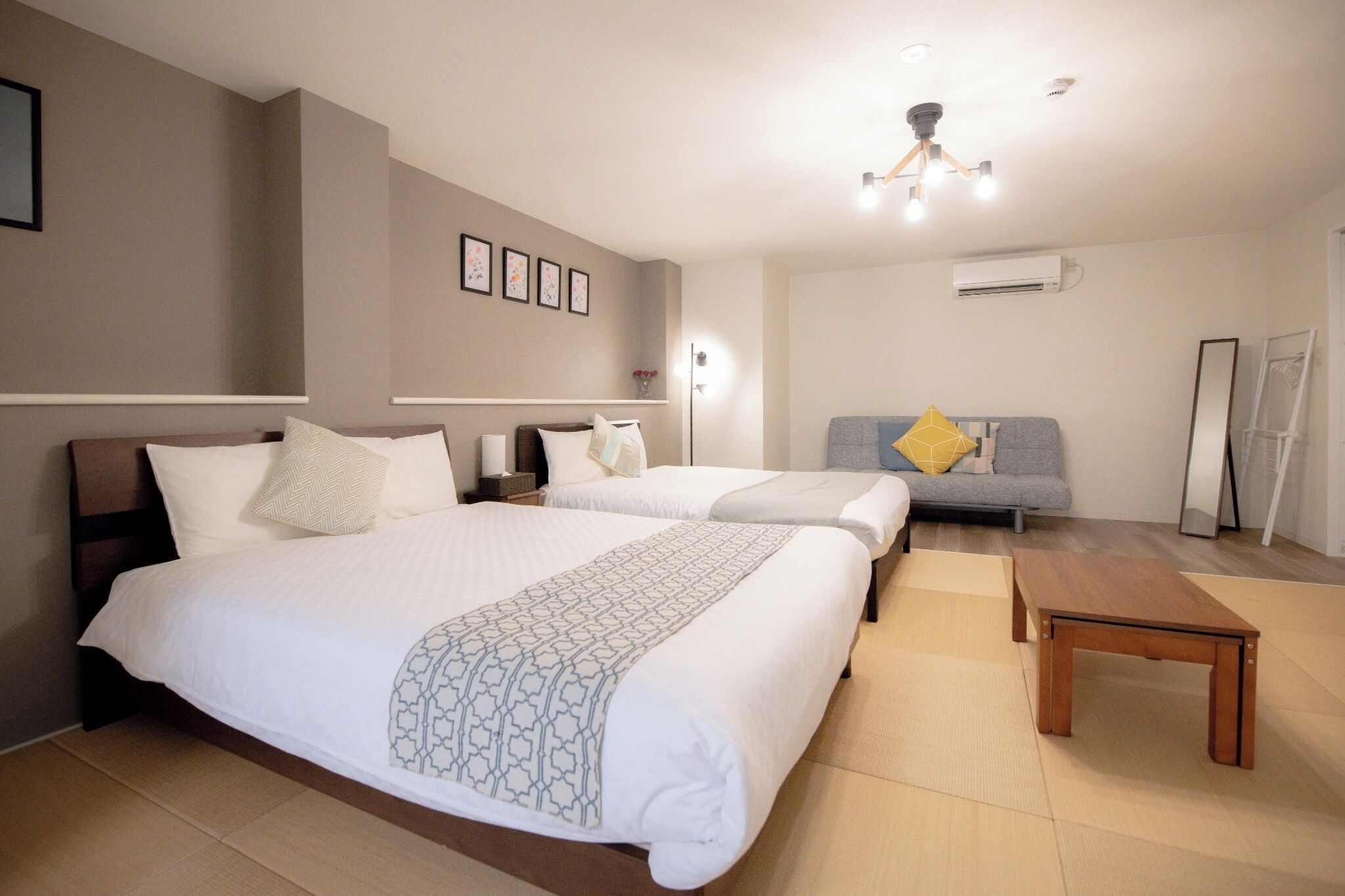 1 bedroom, desk, iron/ironing board, free WiFi