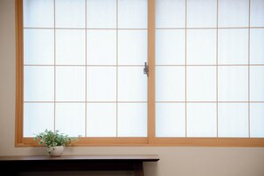 Interior - Washinsha 2F In front of Gion Yasaka Shrine | 5 / Kyoto Kyōto (Kyoto)