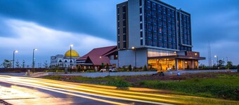 Metland Smara Kertajati by Horison