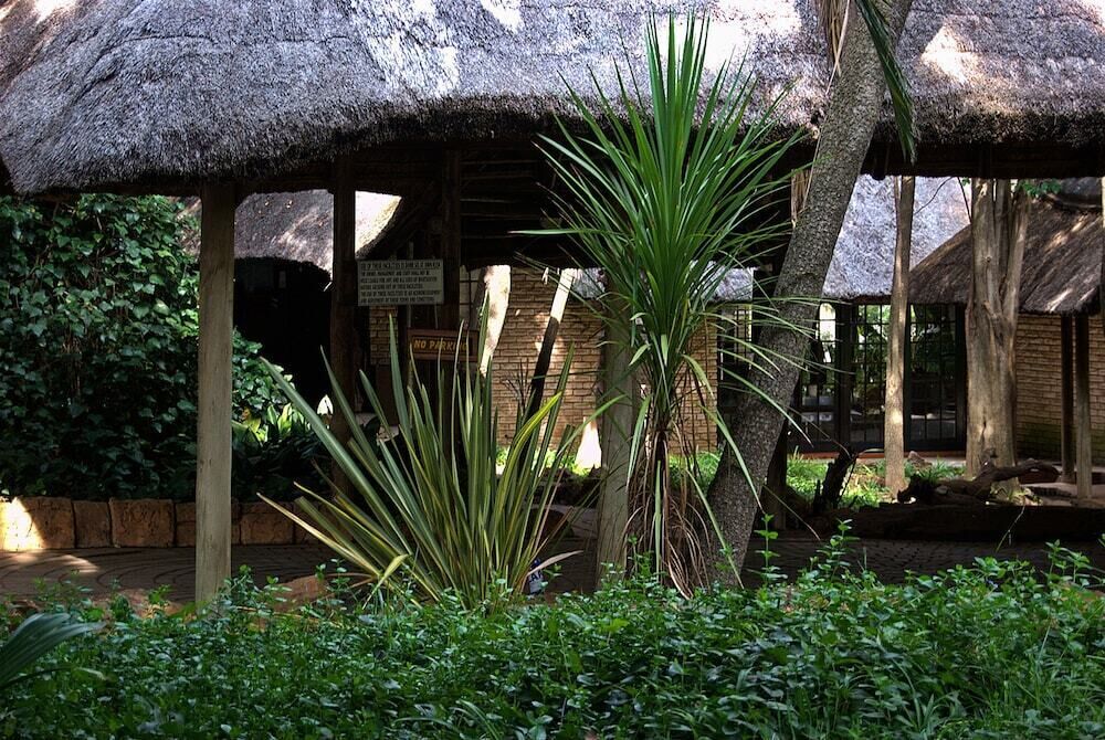 المنطقة المحيطة بالمنشأة