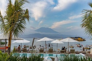 Pool - Paus Putih Hotel Lembongan (Lembongan Island)