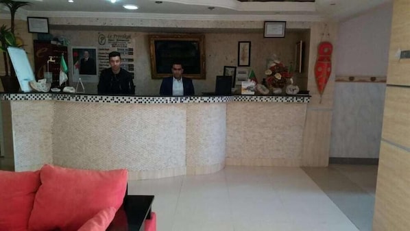 Lobby - Hotel Privilege (Bir El Djir)