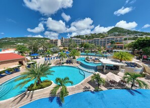 Exterior - Oceans at Divi Little Bay Beach Resort (Philipsburg)