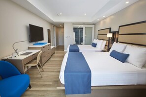 Room - Oceans at Divi Little Bay Beach Resort (Philipsburg)