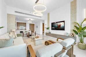 Living area - Elegant 1BR at Emmar Beachfront (Dubai)