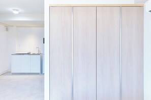 Interior - 401 Easy access from Shinjuku Station  11 minutes walk from Nakano Station  Accommodates 3 people / Nakano Ward Tokyo (Nakano Ward)