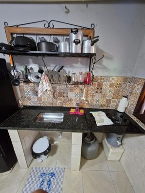 Private kitchen - Kitnets com AR Condicionado na Praia (Salvador)