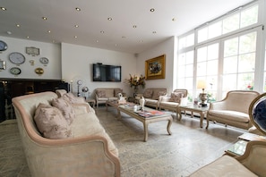 Living area - Lowen Hotel (Offenbach am Main)