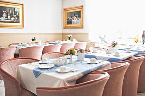 Dining - Lowen Hotel (Offenbach am Main)