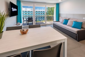 Living area - Rentalmar Blue Beach Apartments (Salou)