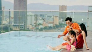 Pool - Wink Hotel Danang Riverside (Da Nang)