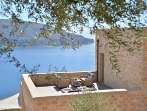 Terrace/patio - Akrolithi Boutique Hotel - Adults Only (East Mani)