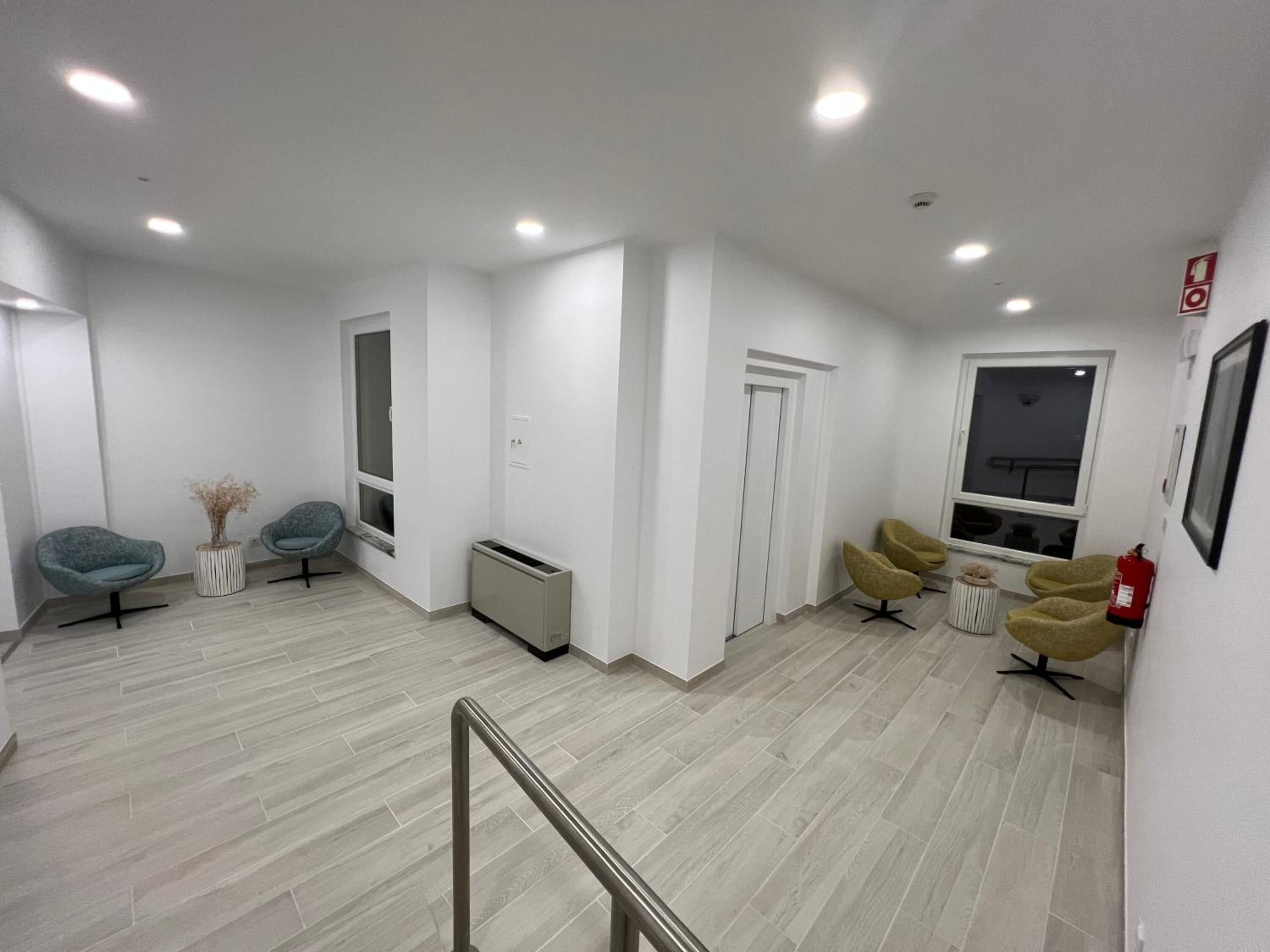 المنشأة من الداخل