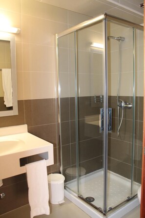 Bathroom - Hotel D. Dinis (Leiria)