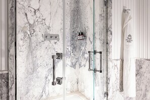 Bathroom - Palazzo Roma (Rome)
