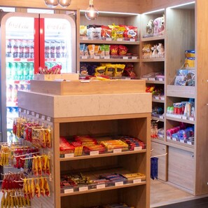 Gift shop - Ulleval Hotel (Oslo)