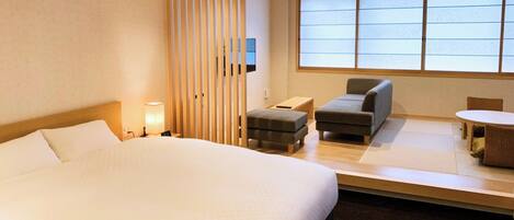 1 bedroom, desk, free WiFi, bed sheets