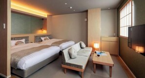 1 bedroom, desk, free WiFi, bed sheets