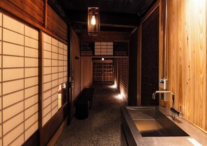 Interior - Machiya Villa Seian / Fukuoka City Fukuoka (Fukuoka City)