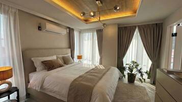 3 soveværelser, skrivebord, gratis Wi-Fi, sengetøj