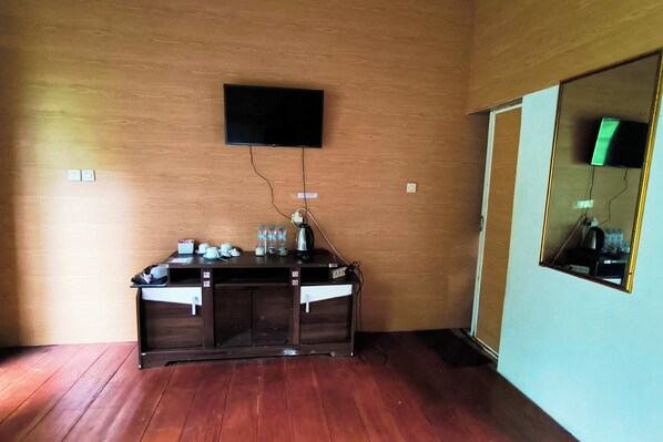 Deluxe Triple Room - Spekta Merbabu powered by Cocotel (Getasan)