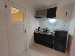 Fridge - Room within walking distance of Shinagawa Station / Shinagawa Ward Tokyo (Shinagawa Ward)