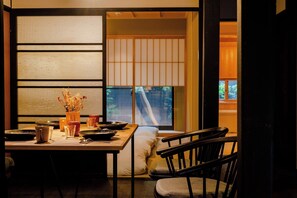 Dining - Nijo Shiroganetei Westernstyle room  Japanese / Kyoto City Kyōto (Kyoto City)