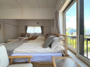 2 bedrooms, desk, iron/ironing board, free WiFi