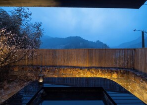 Courtyard view - TOPSCAPE Yangshan Hotel (Qingdao)