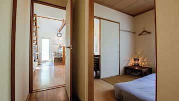 2 soverom, skrivebord, wi-fi (inkludert) og sengetøy