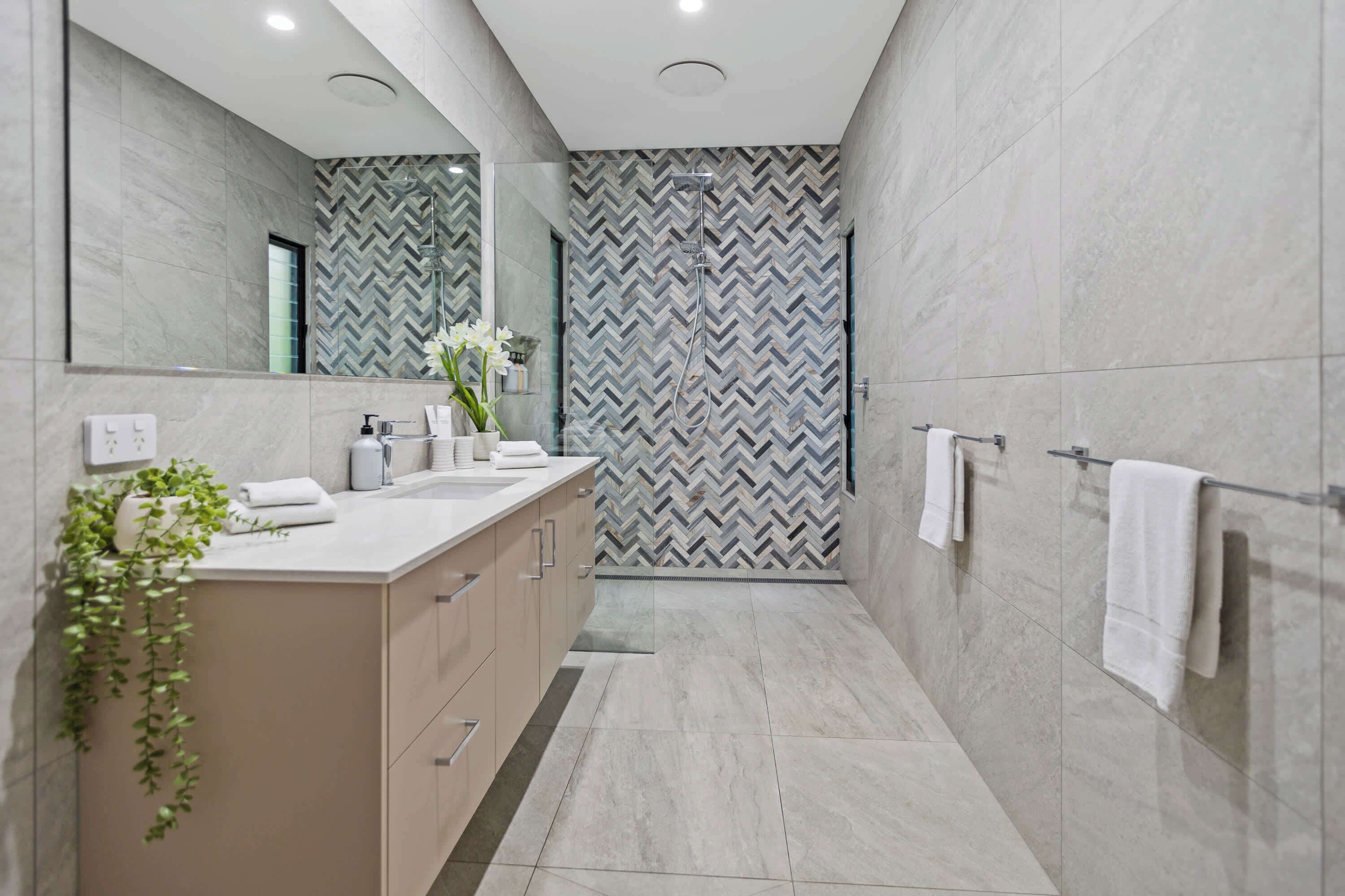 Shower, hair dryer, towels, shampoo