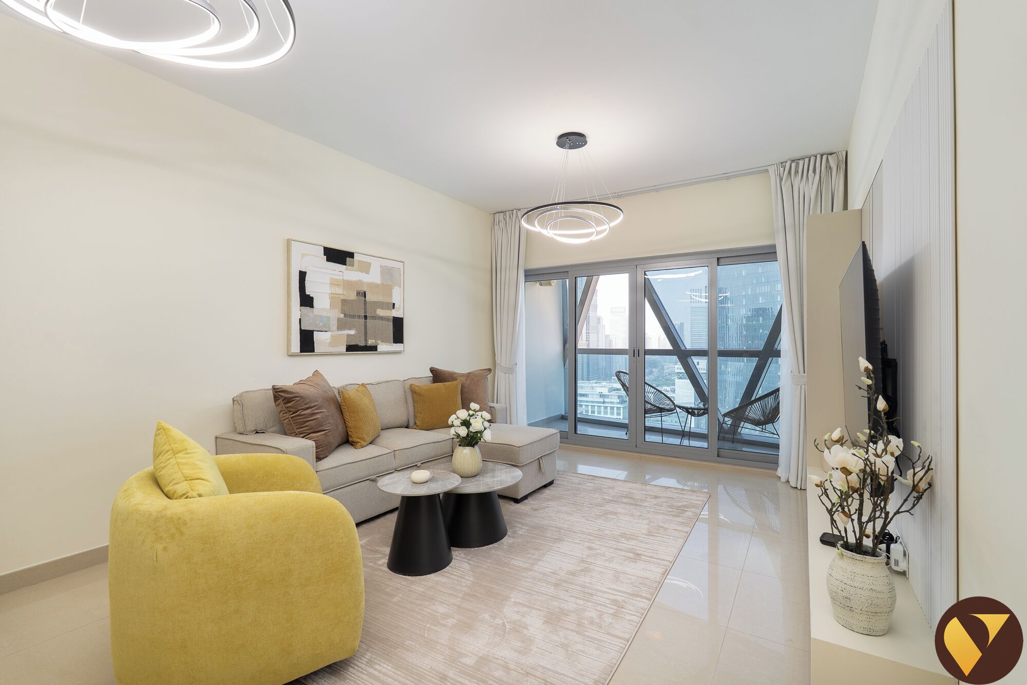 Luxury-Apartment, Balkon, Stadtblick | Wohnbereich