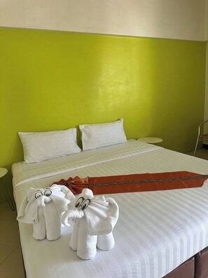 Zimmer, 1 Schlafzimmer, barrierefrei, eigener Pool | 1 Schlafzimmer