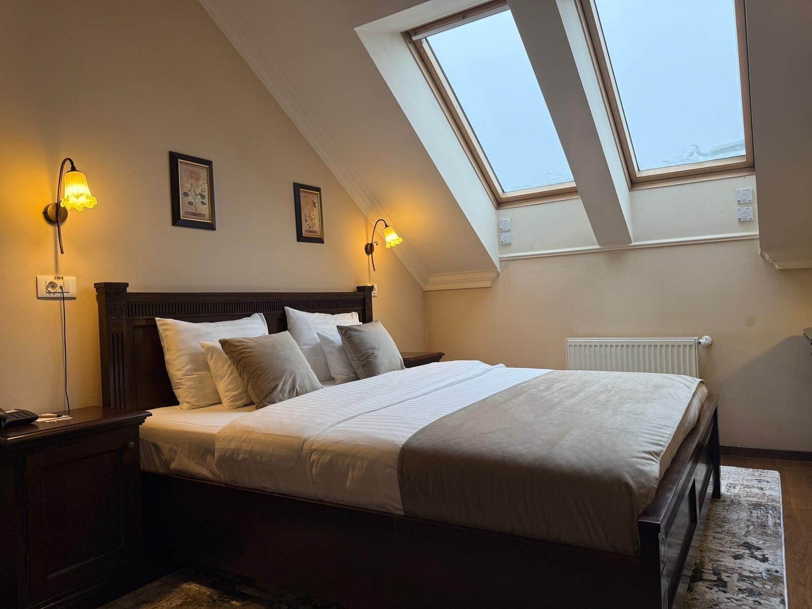 Una cassaforte in camera, tende oscuranti, insonorizzazione