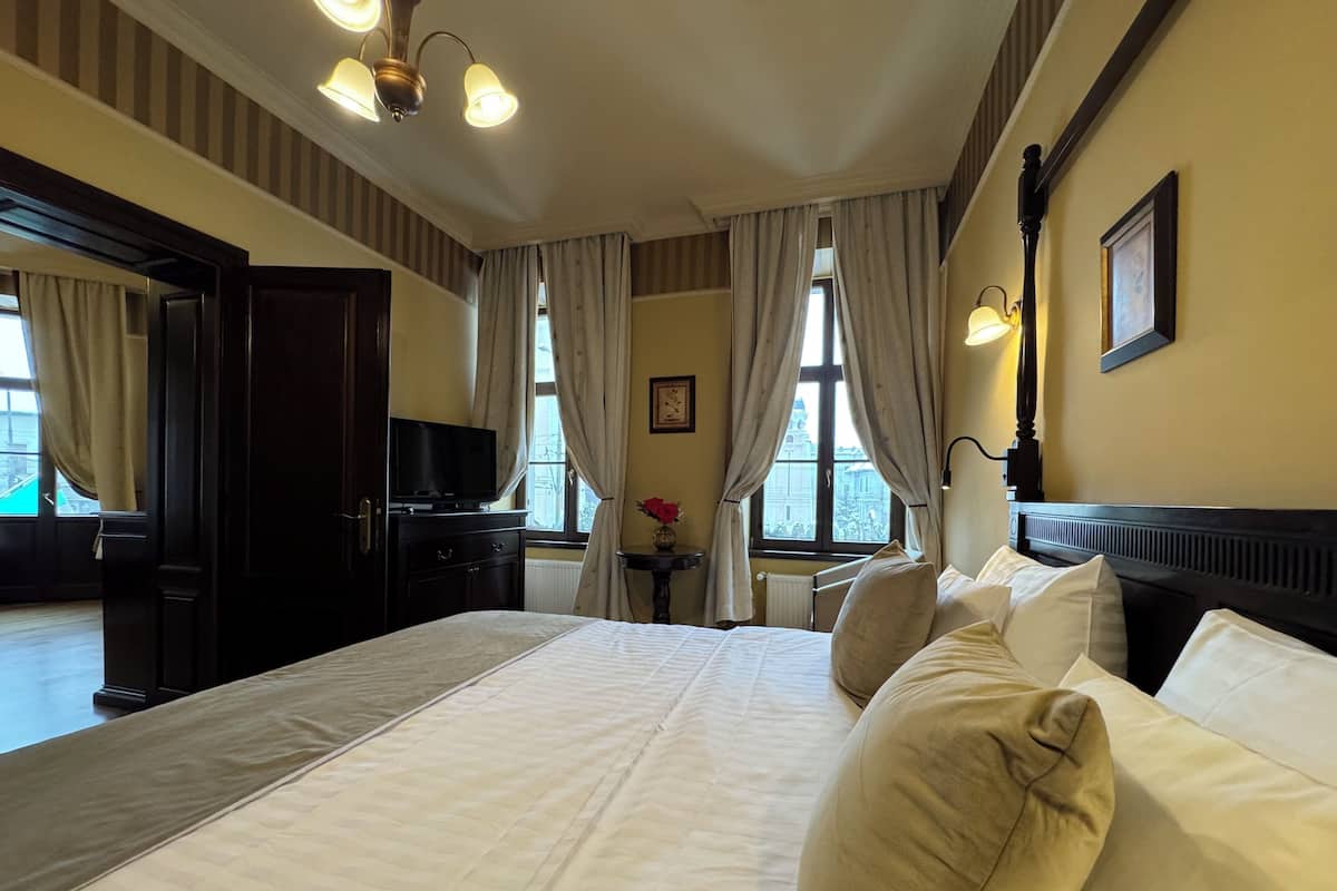 Appartamento Premium | Una cassaforte in camera, tende oscuranti, insonorizzazione