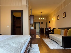 Superior Studio | In-room safe, laptop workspace, blackout drapes, soundproofing
