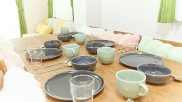 Apartment | Private kitchen | Fridge, microwave, stovetop, cookware/dishes/utensils