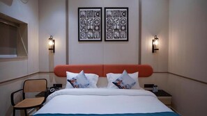 In-room safe, individually decorated, soundproofing, iron/ironing board - HERITAGE KASHINAAMA EK KAHANI BANARAS KI (Varanasi)