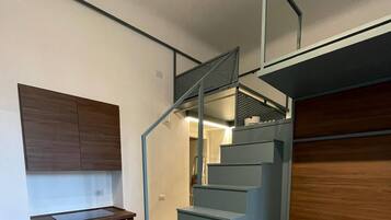 Appartement, 1 chambre | Salle de séjour