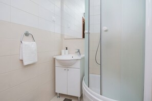 Appartement Standard, vue plage | Salle de bain