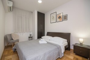Standard Apartment, Beach View | In-room safe, iron/ironing board, free WiFi - Duplex Apartment Vita Split, near Žnjan Beach (Split)