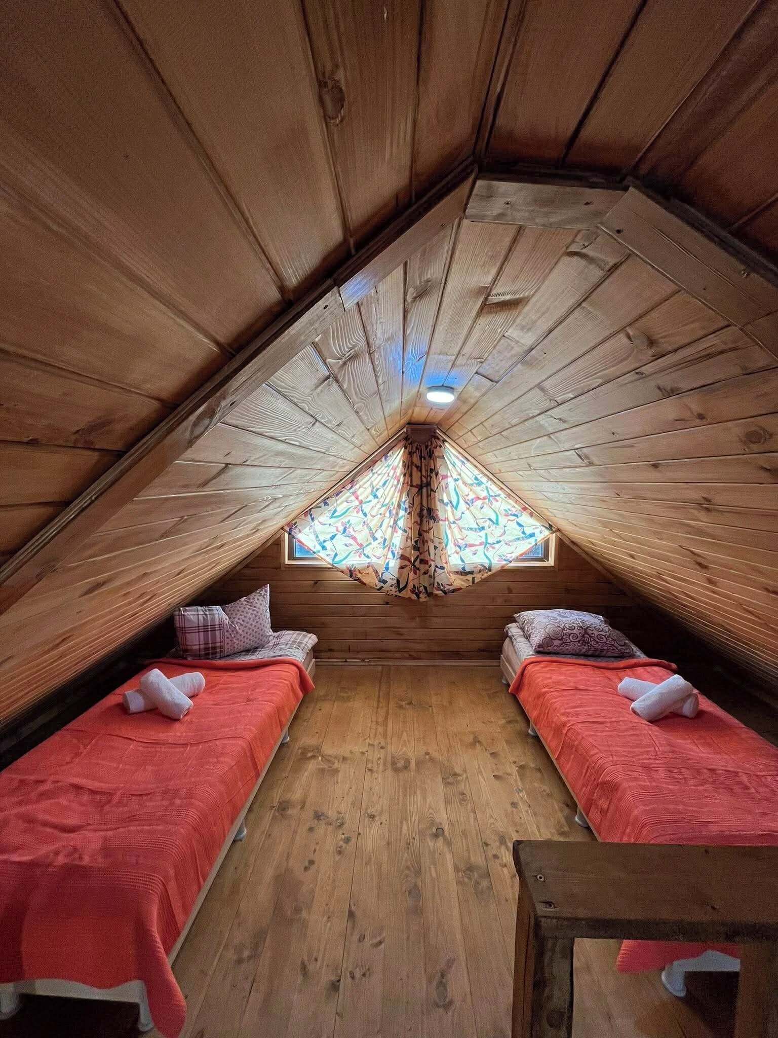 Bügeleisen/Bügelbrett, Internetzugang, Bettwäsche