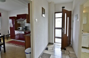 Apartment, 3 Bedrooms, Balcony, City View | Interior - Sea View Apartment in Umag (Umag)