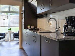 Oven, dishwasher, coffee/tea maker