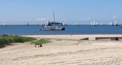 2 bedroom accommodation in Lemmer