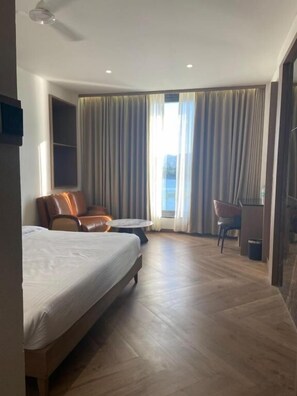 Tabla de planchar con plancha y wifi gratis