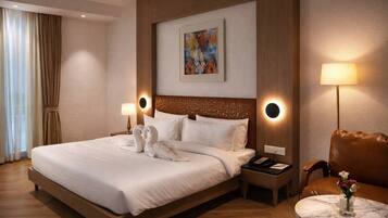 Deluxe Double Room, City View | Soundproofing, iron/ironing board, free WiFi