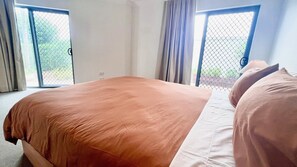 2 makuuhuonetta, silitysrauta/-lauta, internet, vuodevaatteet