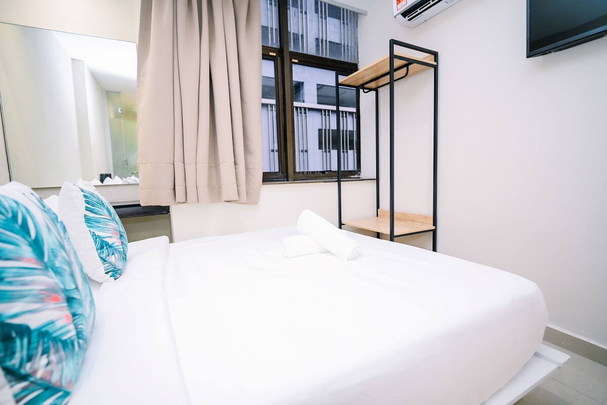 Phòng đôi Deluxe (Deluxe Queen Room) | Bàn ủi/dụng cụ ủi quần áo, truy cập Internet không dây miễn phí 